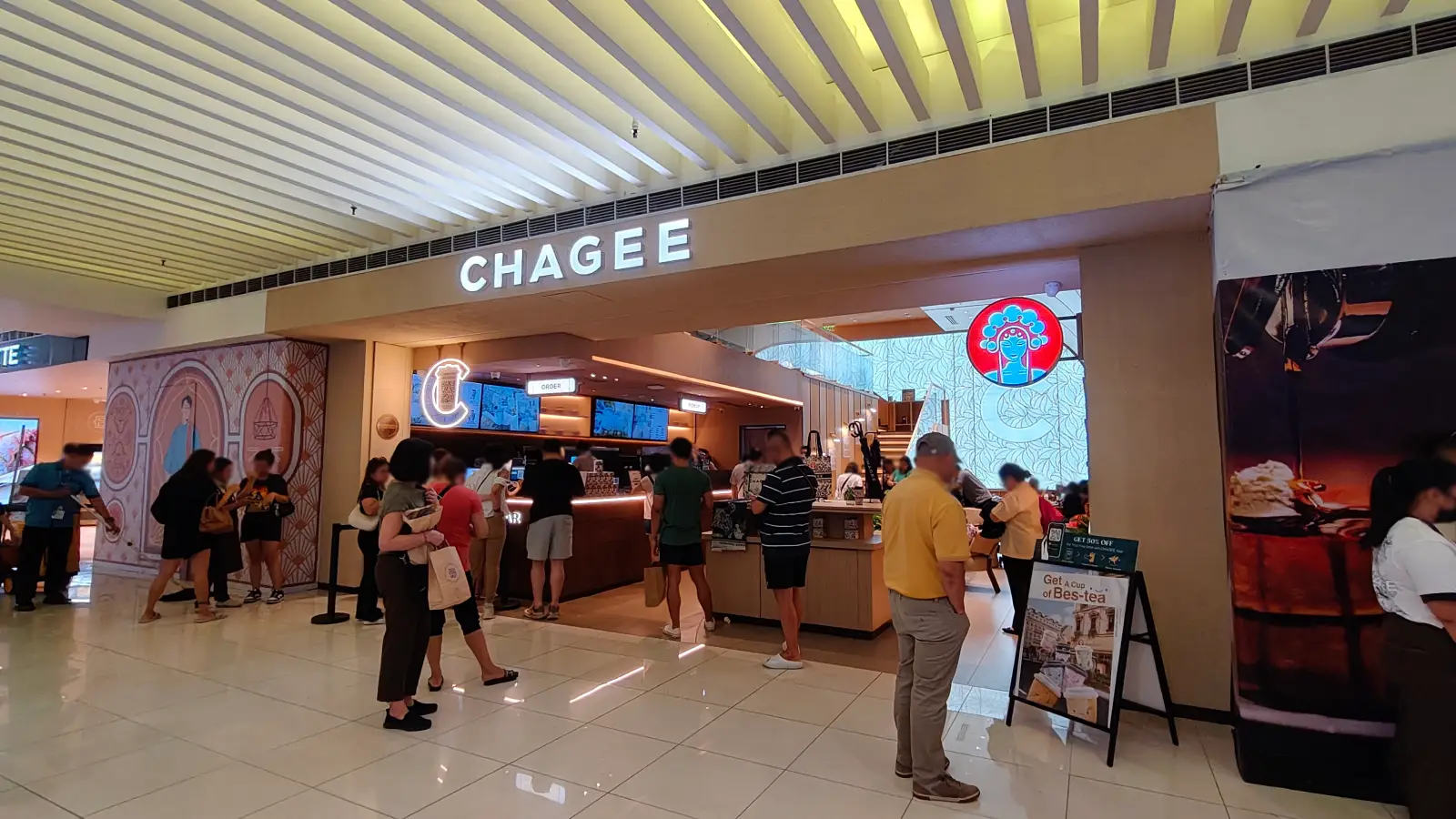 CHAGEE in SM City North EDSA